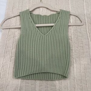 Green crop top